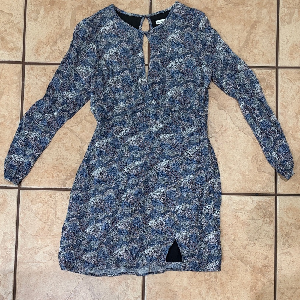Elegant Blue Patterned Dress